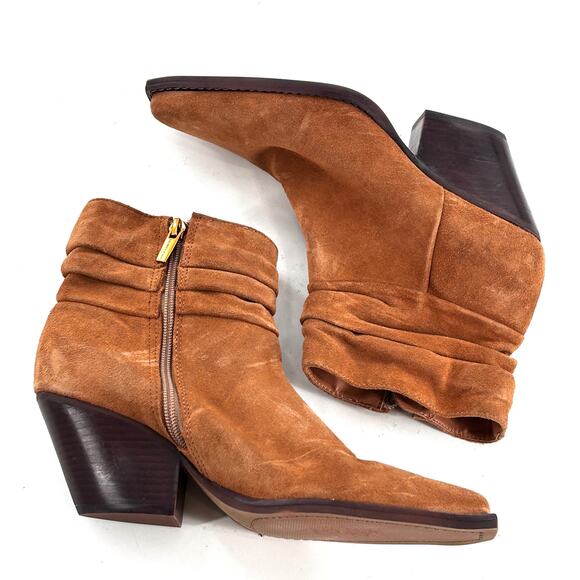 Vince Camuto Nerlinji Slouch Bootie 7 NWOT Cognac Tan Suede Boots Ankle Western - Picture 2 of 7